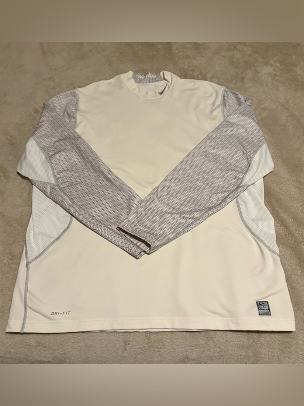 Nike Men's Pro Combat Shirt Hyperwarm Dri-Fit Max Fitted XXL